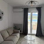דירה Athena's Sea View ארגוסטולי