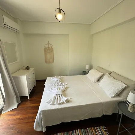 Athena's Sea View Apartment *